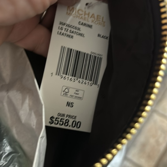 NWT Michael Kors leather Carine in Black - Picture 3 of 10